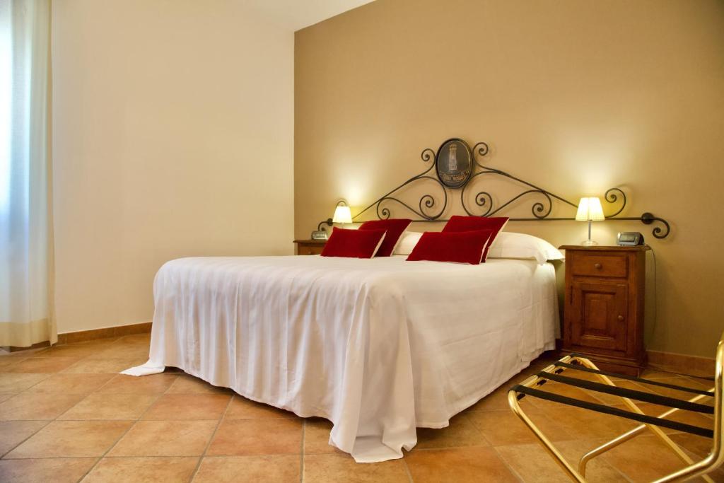 Agriturismo Faro Rosso