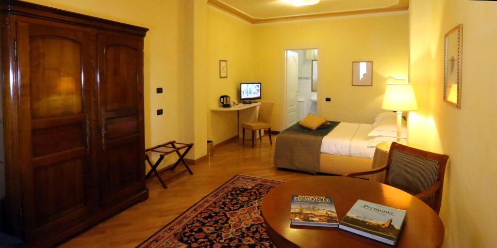 Albergo Castiglione Langhe
