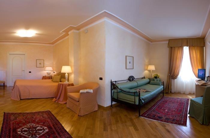 Albergo Castiglione Langhe