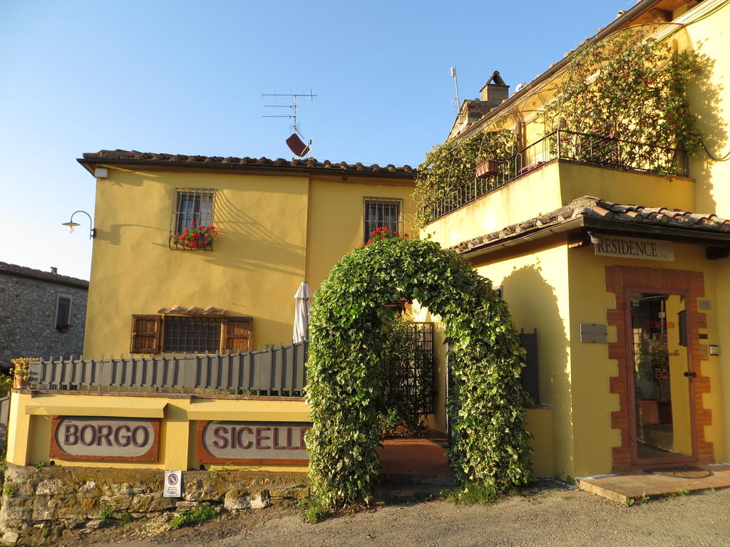 Ca. 11 km nach Castellina in Chianti