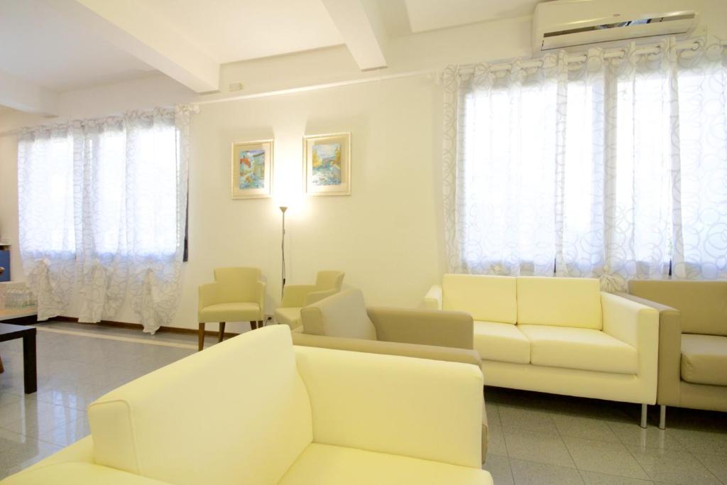 Hotel Serenella