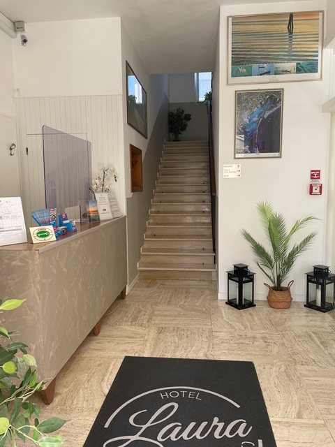 Hotel Laura